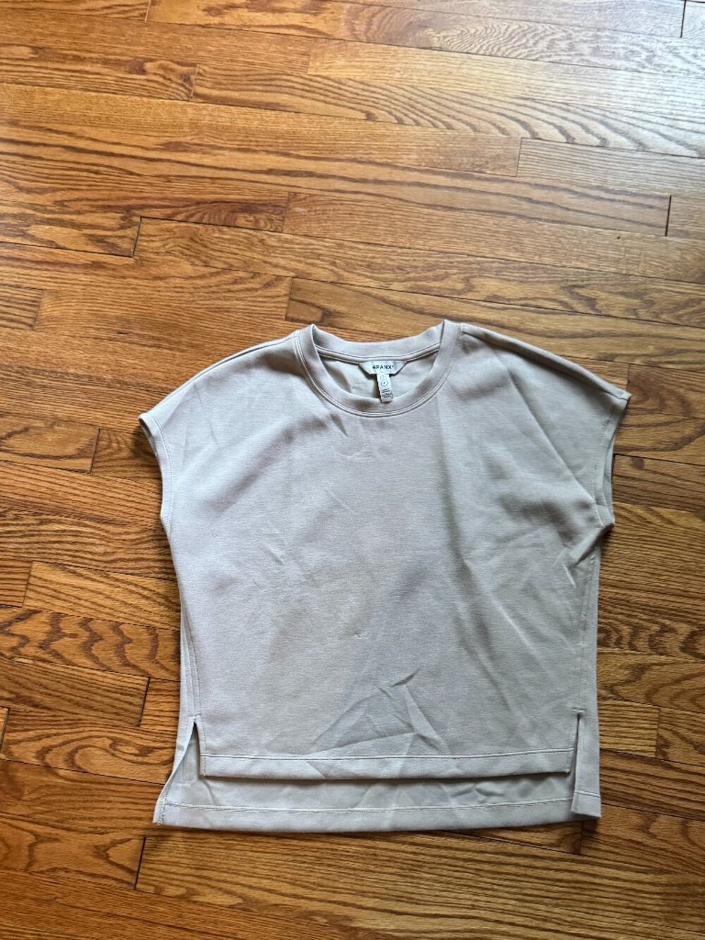 Spanx Air Essentials Muscle Tee, Size small